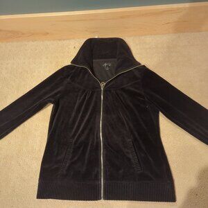 Styled Sport Black Women's Medium Sweatshirt.